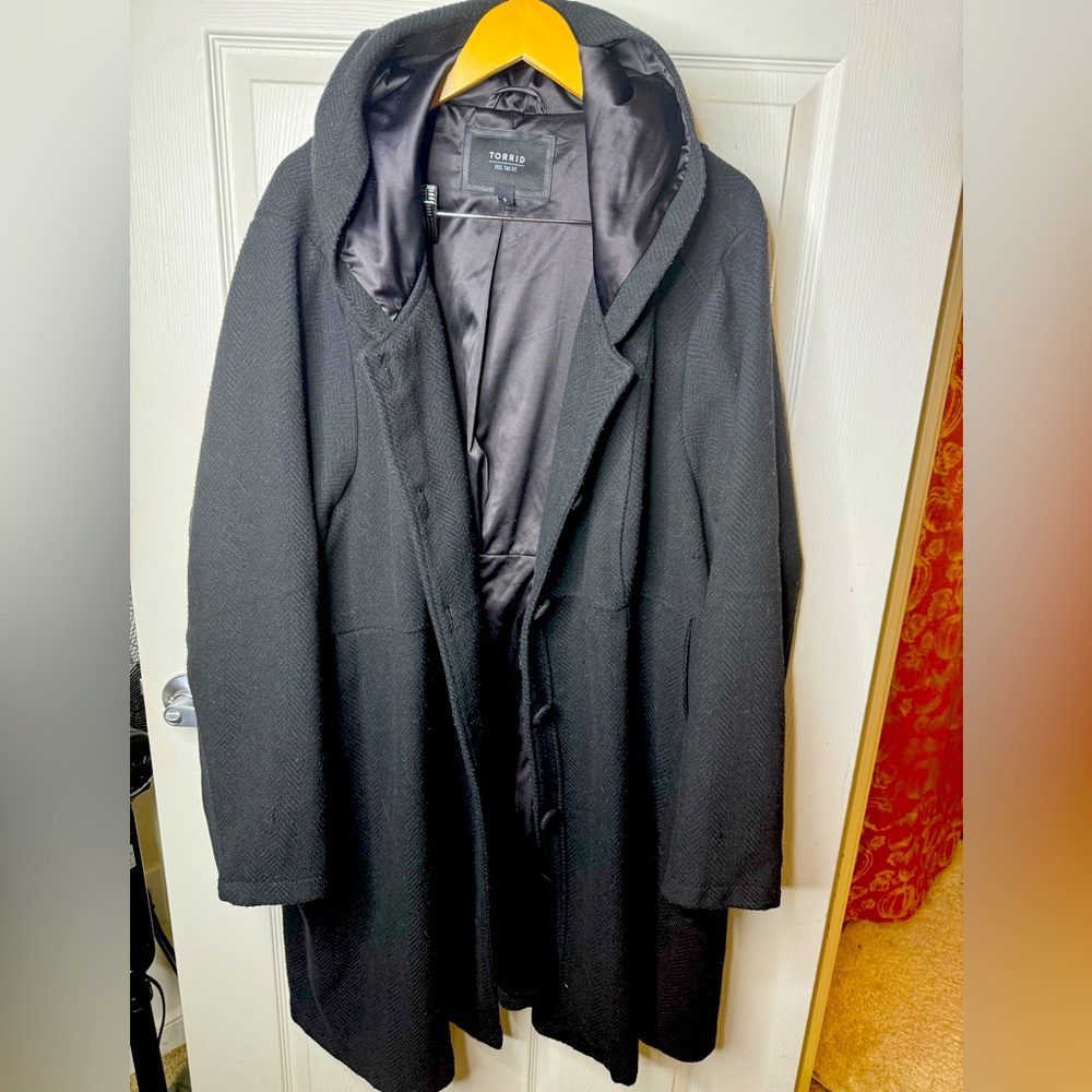 Torrid 5X Black Hooded PeaCoat